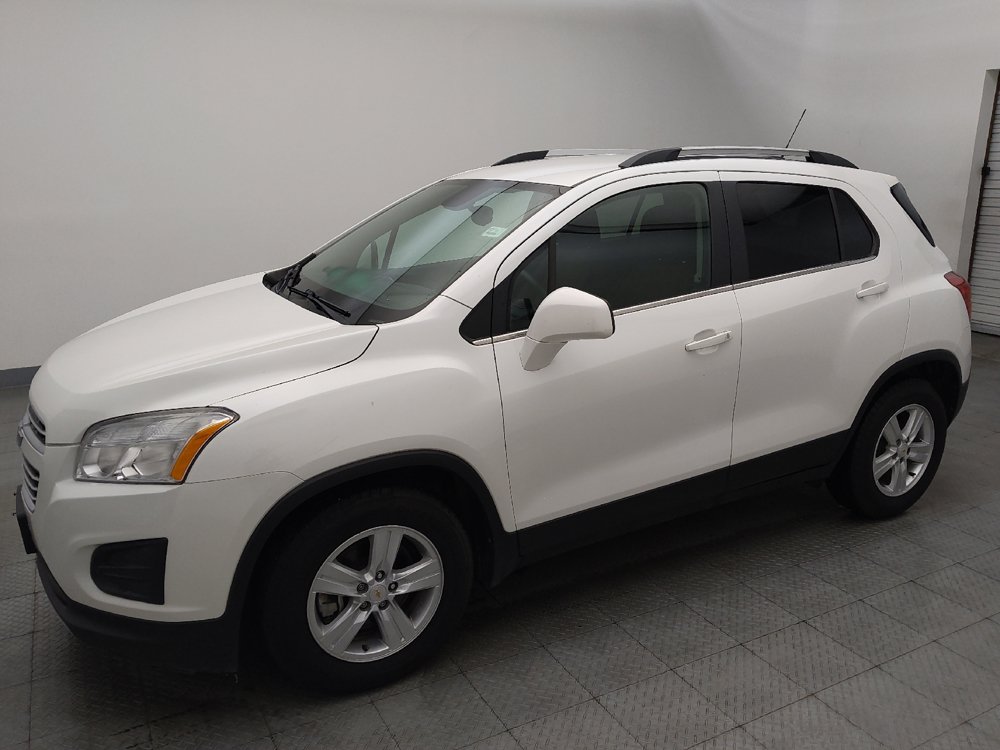 Used 2015 Chevrolet Trax LT FWD image 2