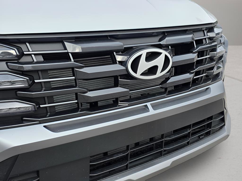 New 2026 Hyundai Tucson SE image 9