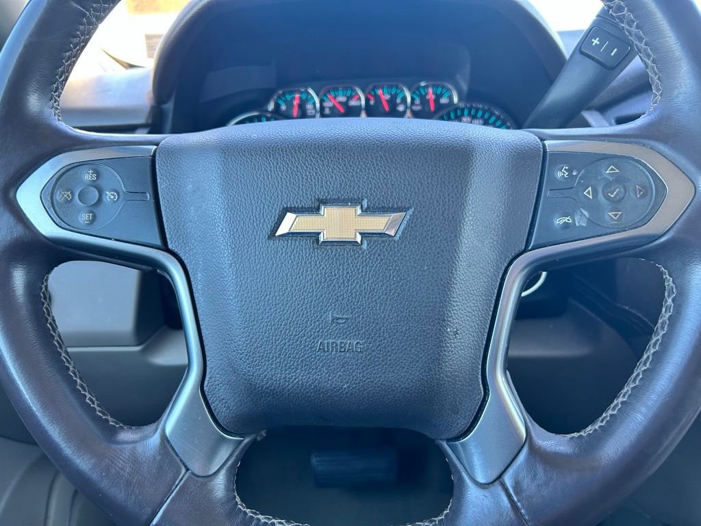 Used 2016 Chevrolet Suburban LS image 11