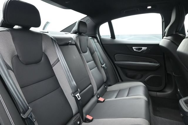 Used 2024 Volvo S60 B5 Plus w/ Climate Package FWD image 32