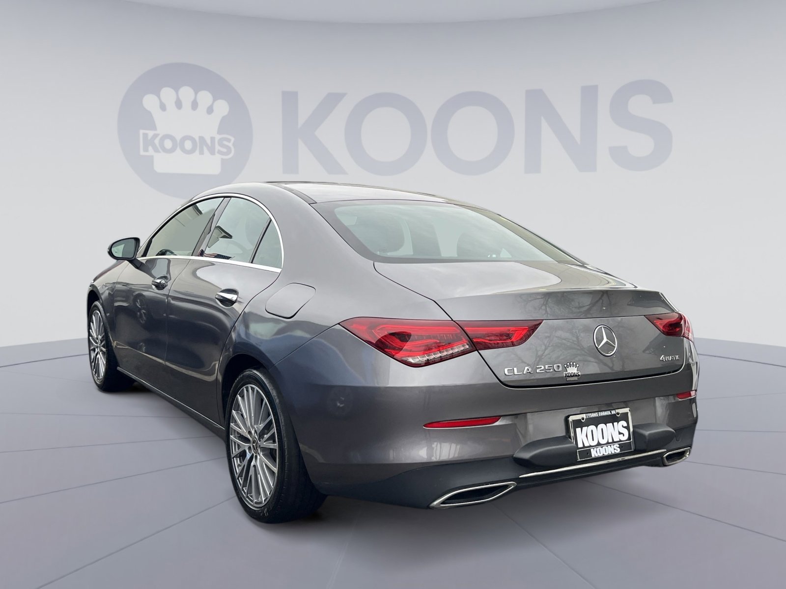 Used 2023 Mercedes-Benz CLA 250 4MATIC image 2