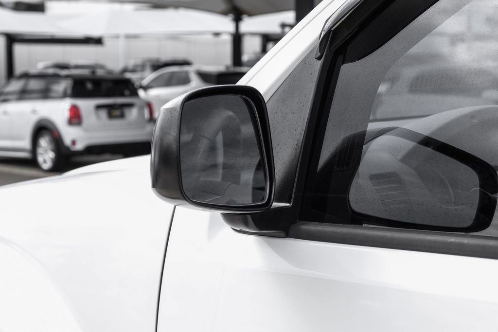 Used 2019 Nissan Frontier Desert Runner RWD image 38