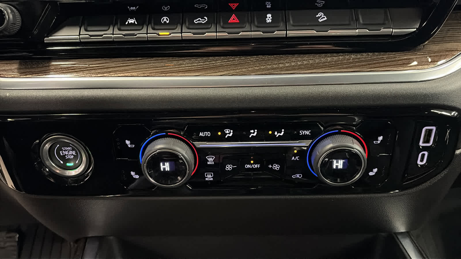 Certified 2022 Chevrolet Silverado 1500 RST image 17