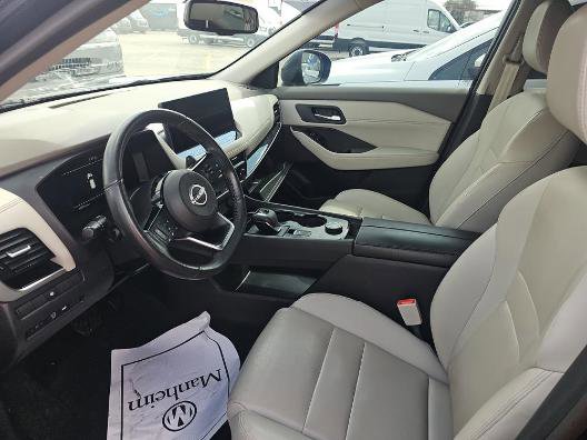 Used 2024 Nissan Rogue SL image 5