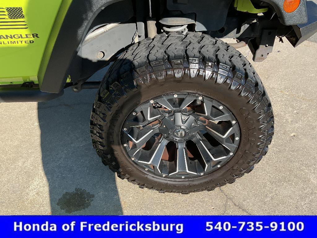 Used 2016 Jeep Wrangler Unlimited Sport w/ Connectivity Group AWD/4WD image 14