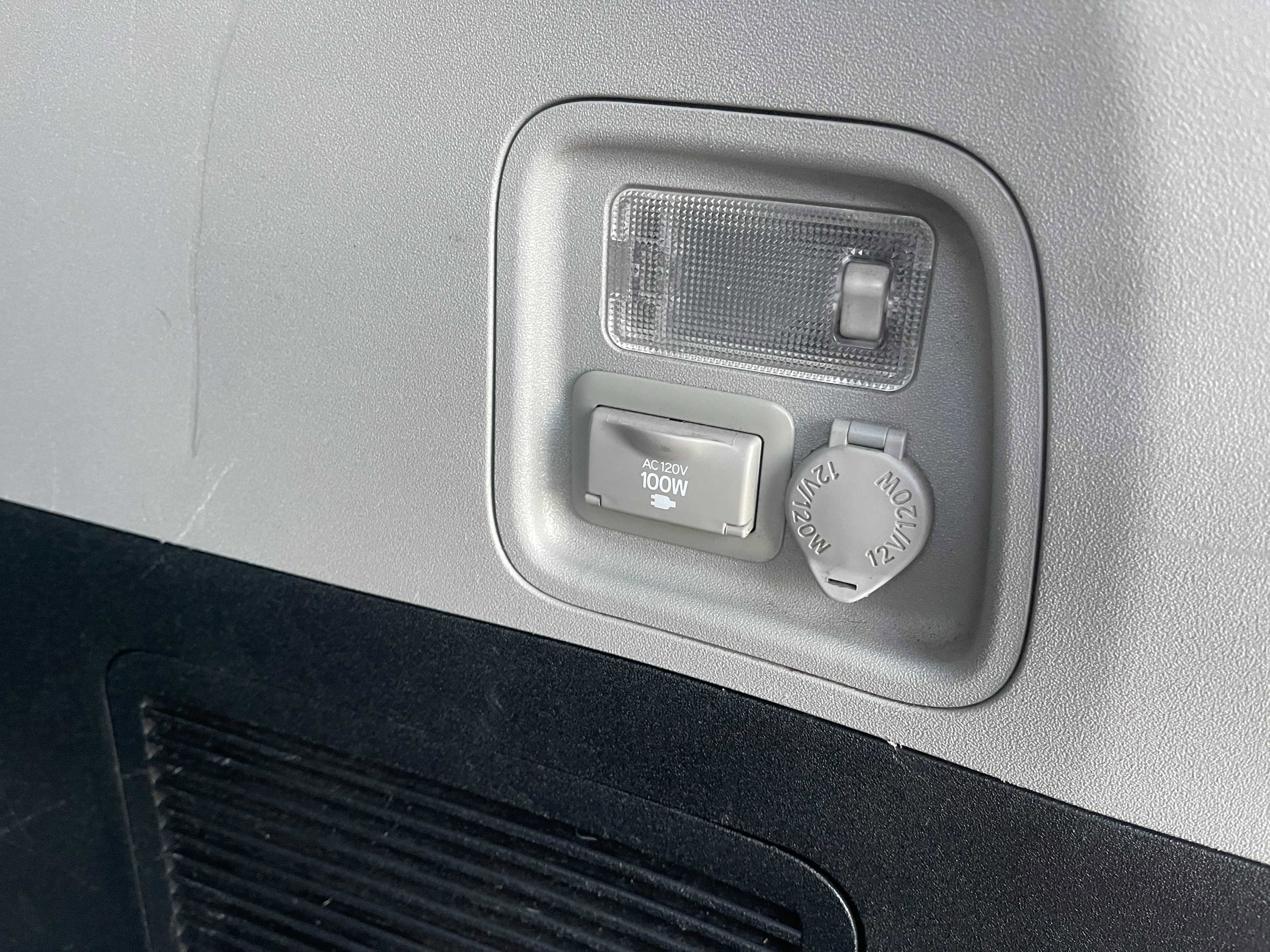 Used 2019 Toyota Sienna Limited Premium w/ Protection Package image 13