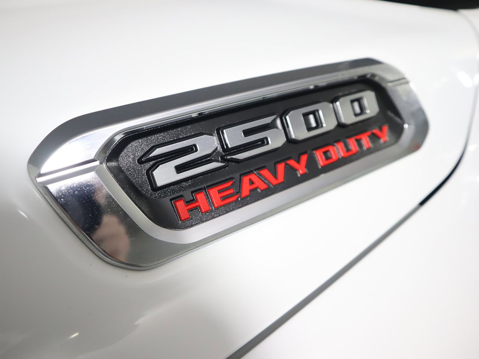 Used 2024 RAM 2500 Laramie w/ Cold Weather Group image 17