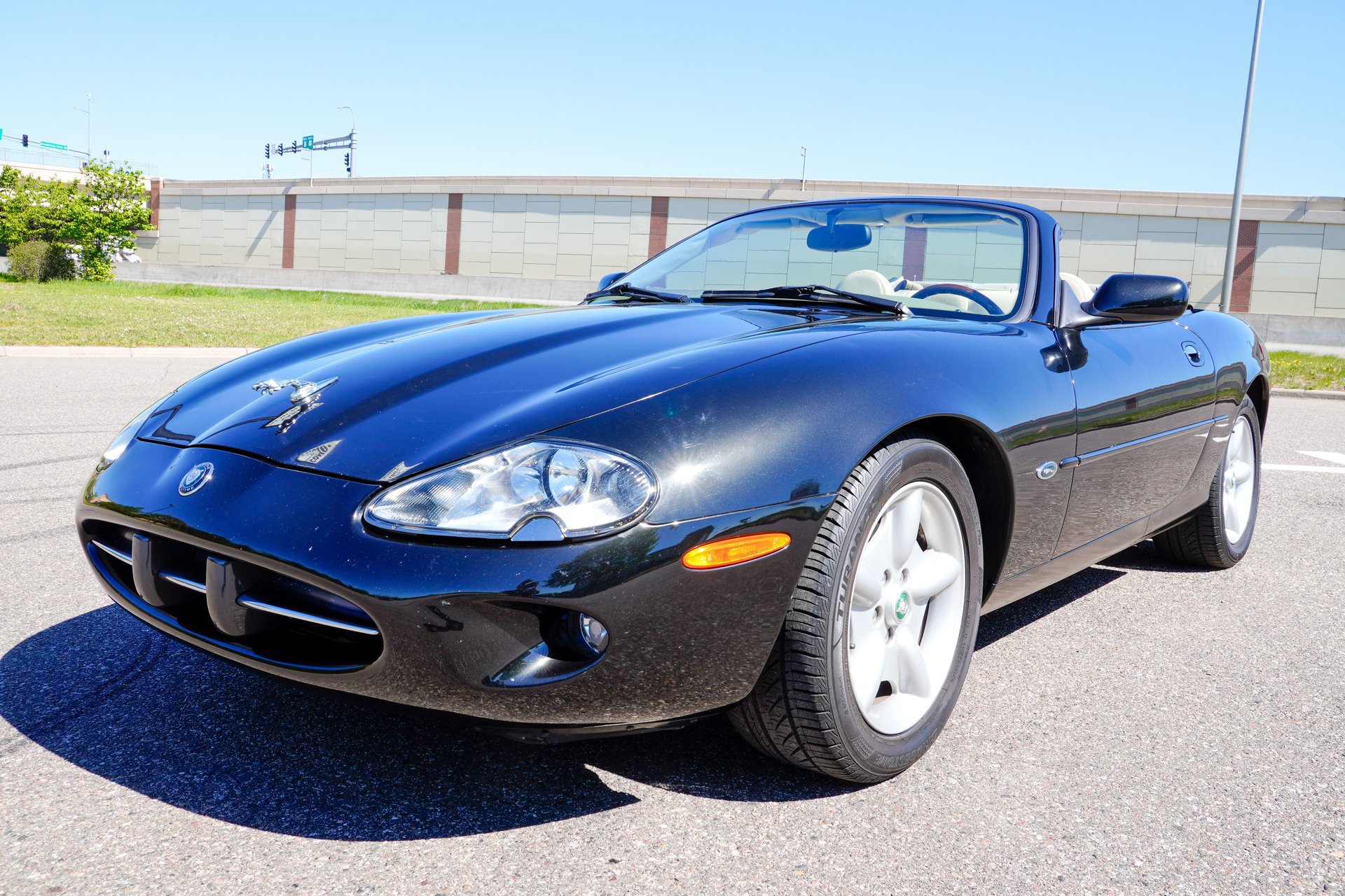 Used 1997 Jaguar XK8 Convertible RWD image 8