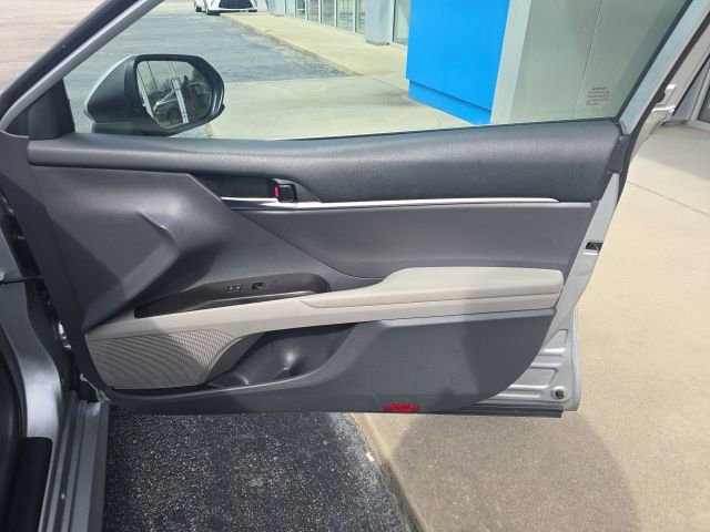 Used 2023 Toyota Camry LE image 44