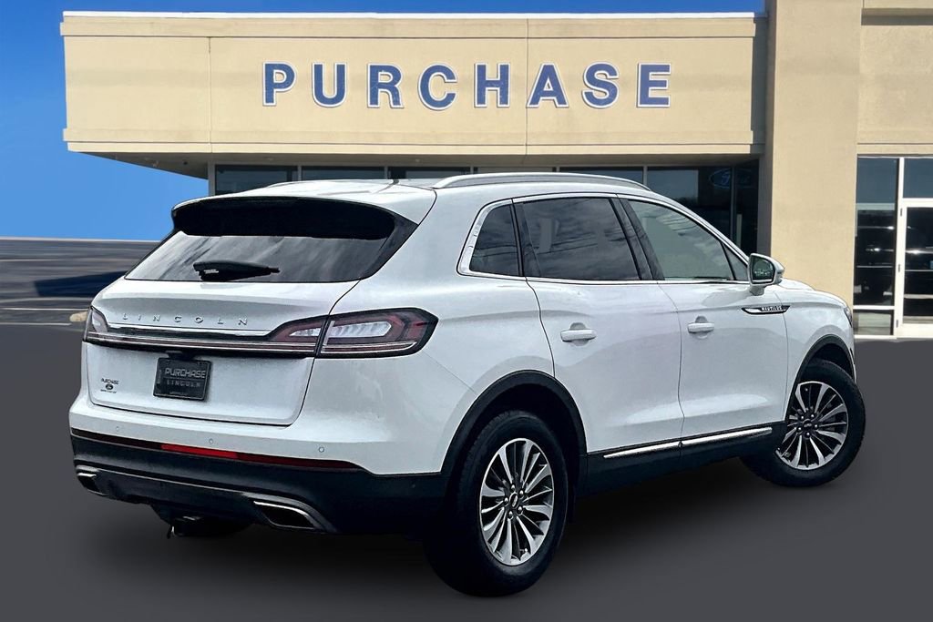 Used 2022 Lincoln Nautilus Reserve image 6