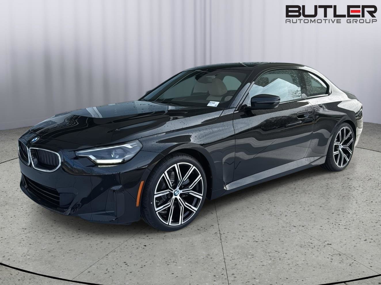 Certified 2024 BMW 230i Coupe w/ Convenience Package image 2