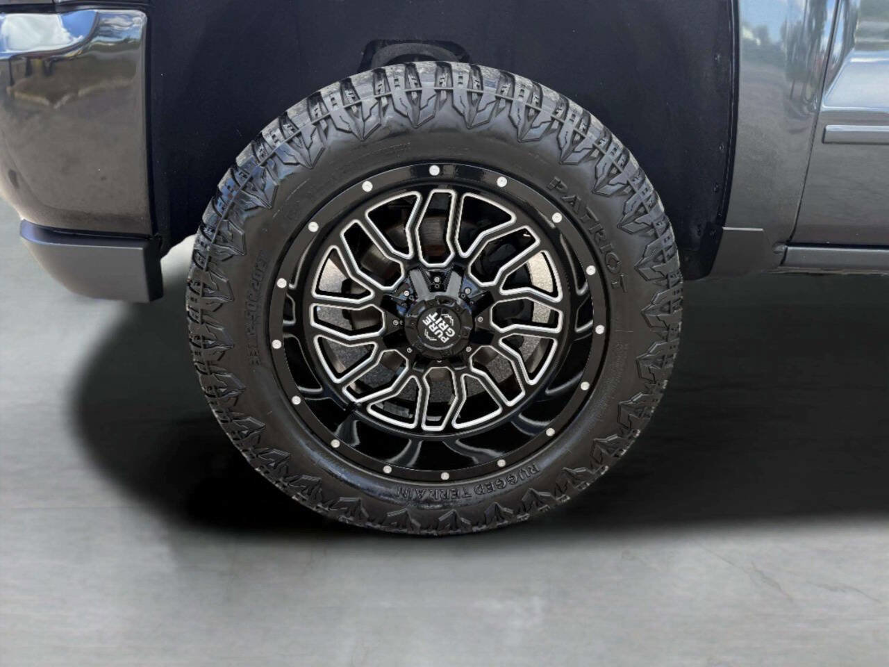 Used 2017 Chevrolet Silverado 1500 LT w/ All Star Edition image 9