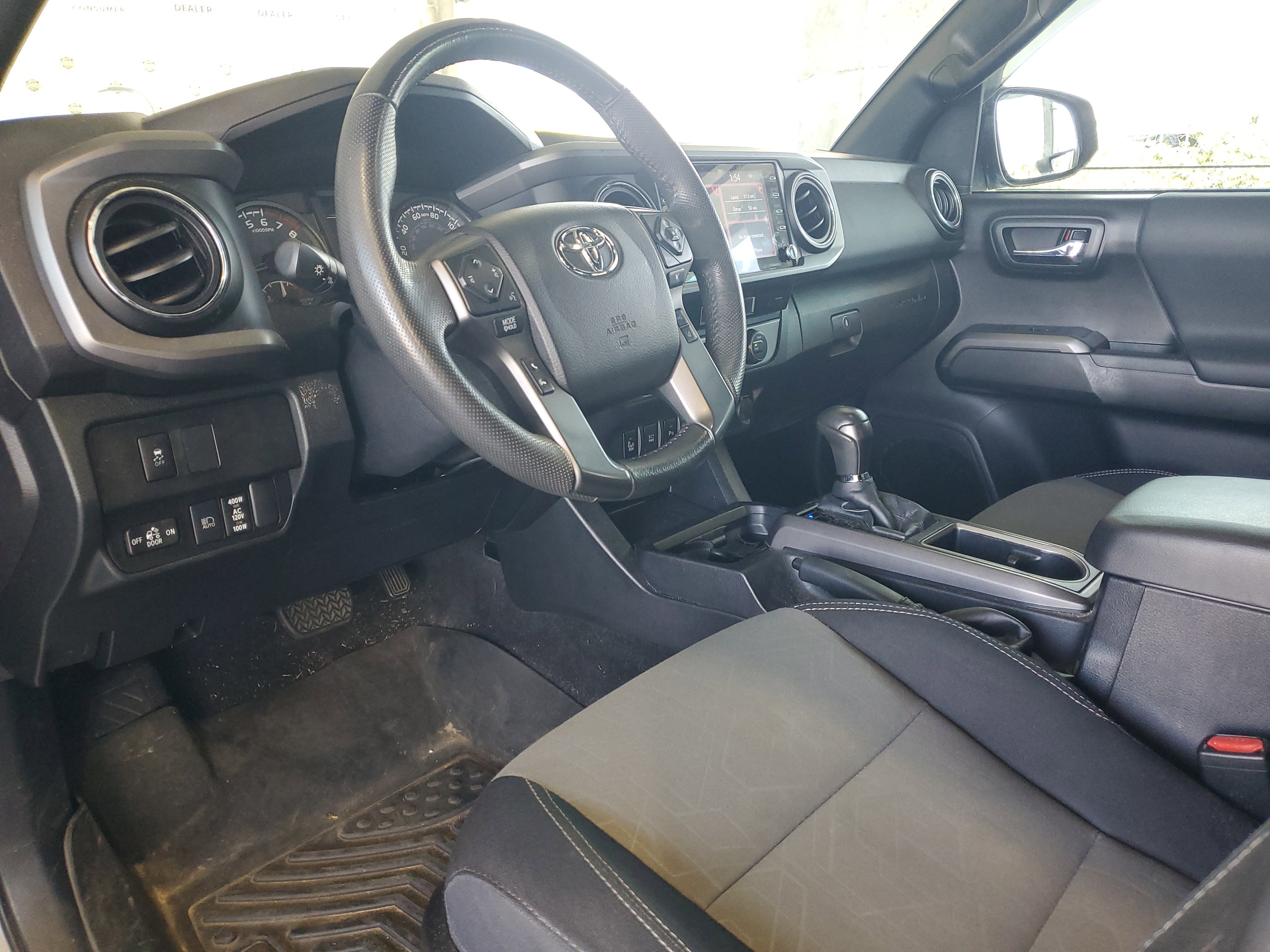 Used 2021 Toyota Tacoma TRD Off-Road w/ Technology Package AWD/4WD image 16