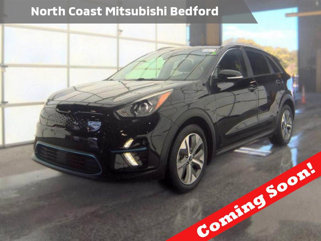 Used 2022 Kia Niro EX w/ Cold Weather Package FWD image 1
