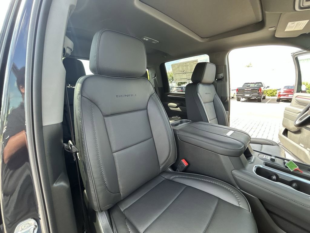 New 2026 GMC Sierra 2500 Denali w/ Denali Reserve Package image 29