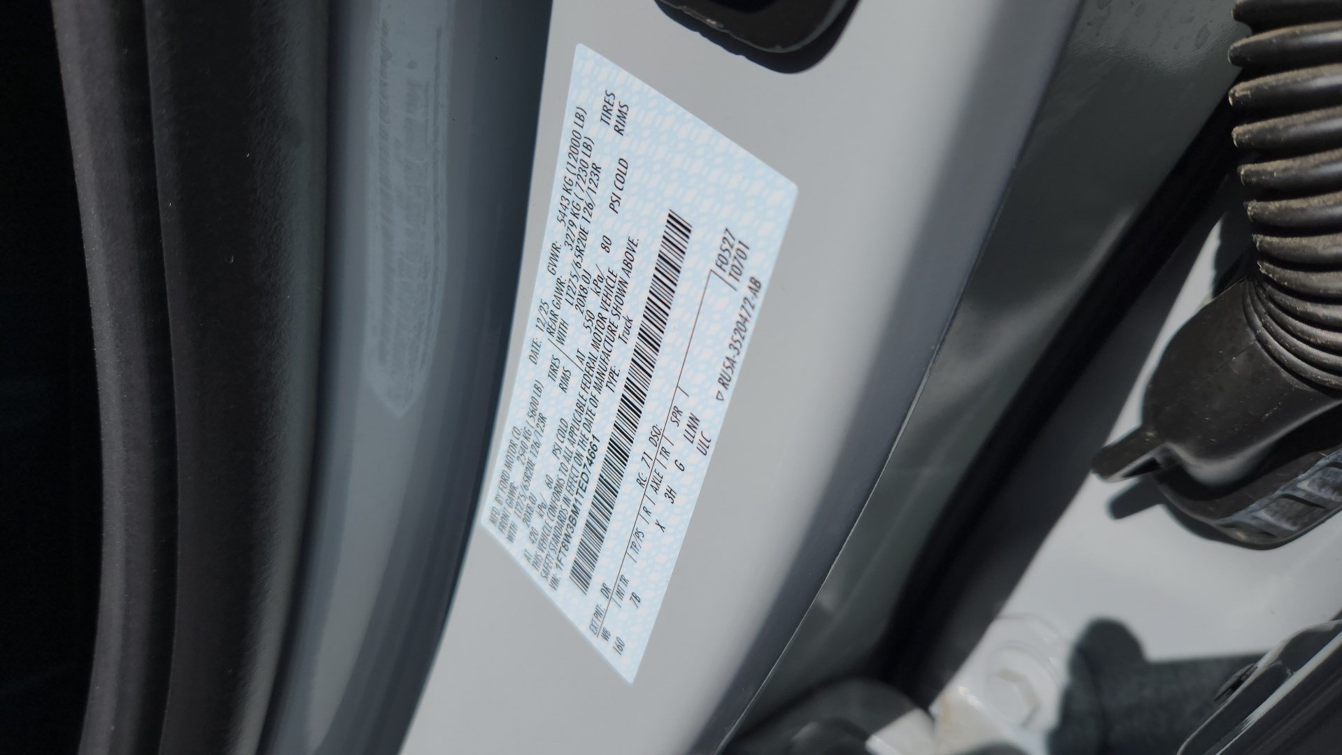 Certified 2026 Ford F350 Platinum AWD/4WD image 22