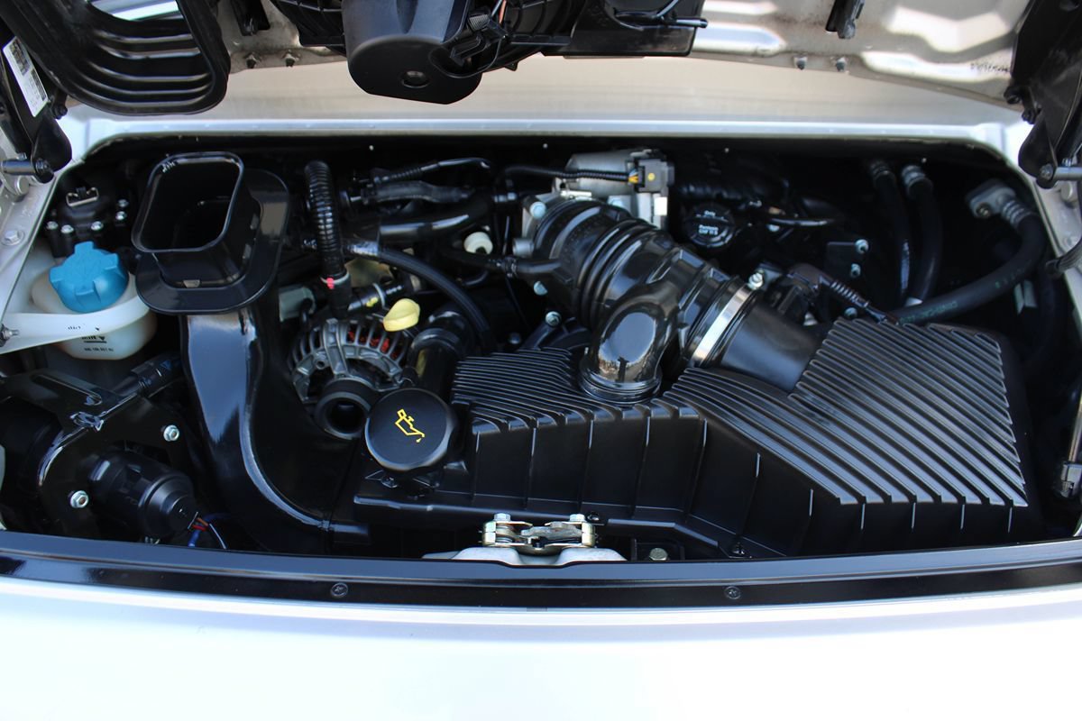 Used 2002 Porsche 911 GT3 RS image 13