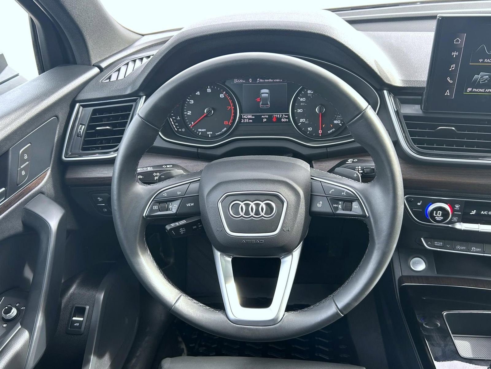 Used 2025 Audi Q5 2.0T Premium image 11