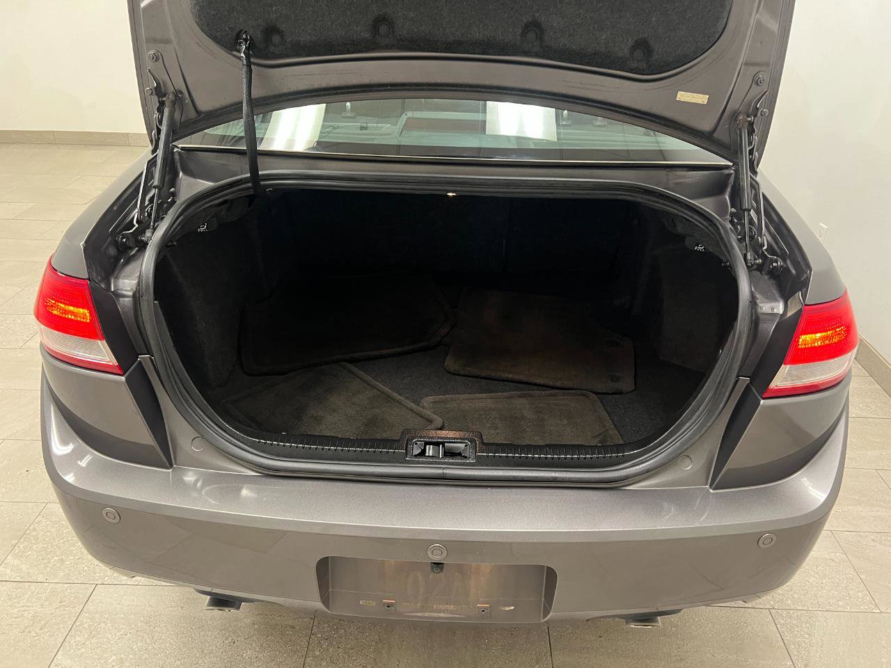 Used 2012 Lincoln MKZ FWD image 19