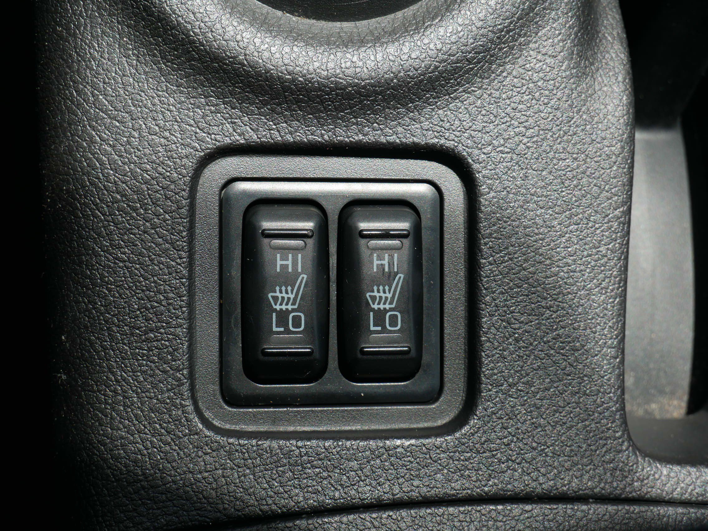 Used 2015 Mitsubishi Outlander SE FWD image 31