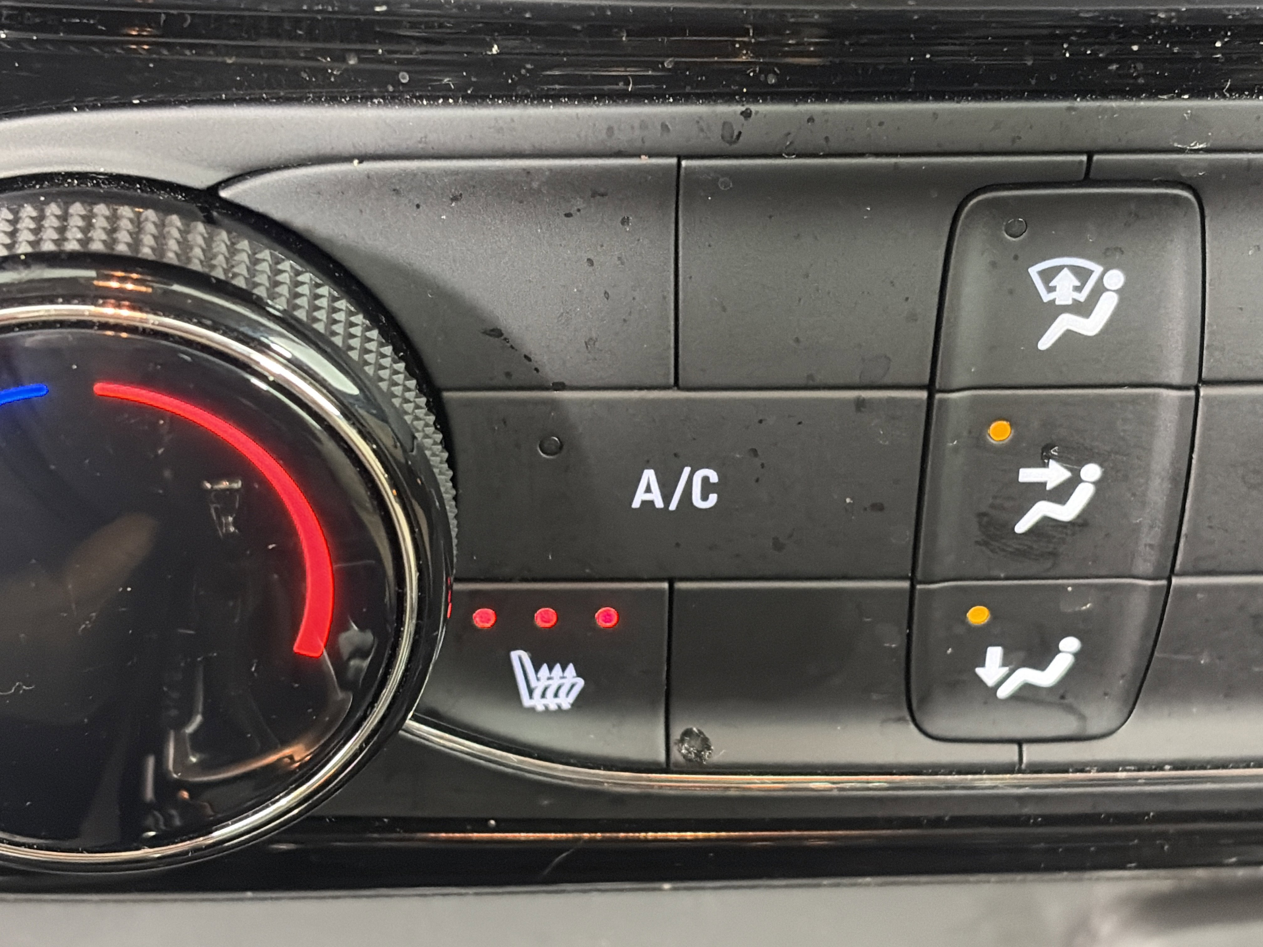 Certified 2024 Buick Encore GX Sport Touring w/ Comfort Package image 23