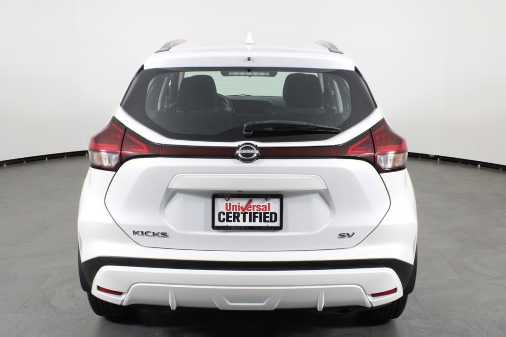 Certified 2023 Nissan Kicks SV FWD image 11