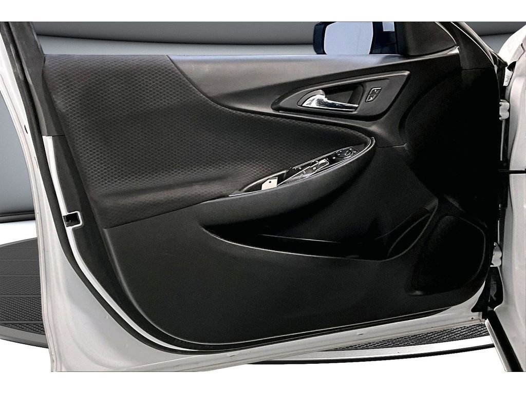 Used 2023 Chevrolet Malibu RS w/ LPO, Floor Liner Package FWD image 24