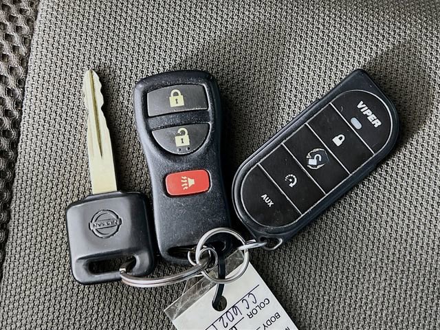 Used 2012 Nissan Pathfinder S image 12