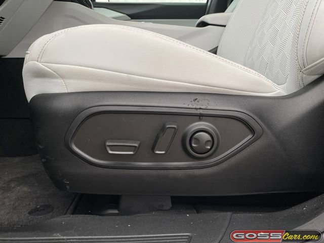 New 2026 Jeep Cherokee Overland image 28