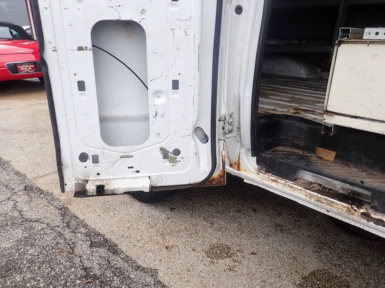 Used 2012 Ford E-250 and Econoline 250 w/ Commercial Cargo Van Pkg RWD image 23