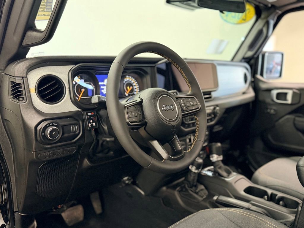 Used 2024 Jeep Wrangler Unlimited Sport AWD/4WD image 10