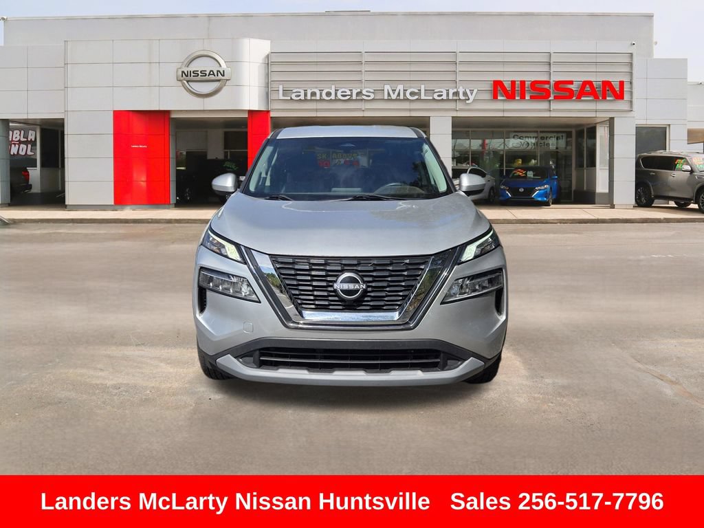 Used 2023 Nissan Rogue SV FWD image 11