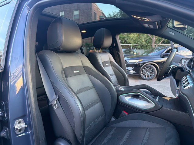 Used 2024 Mercedes-Benz GLE 53 AMG 4MATIC Coupe image 31