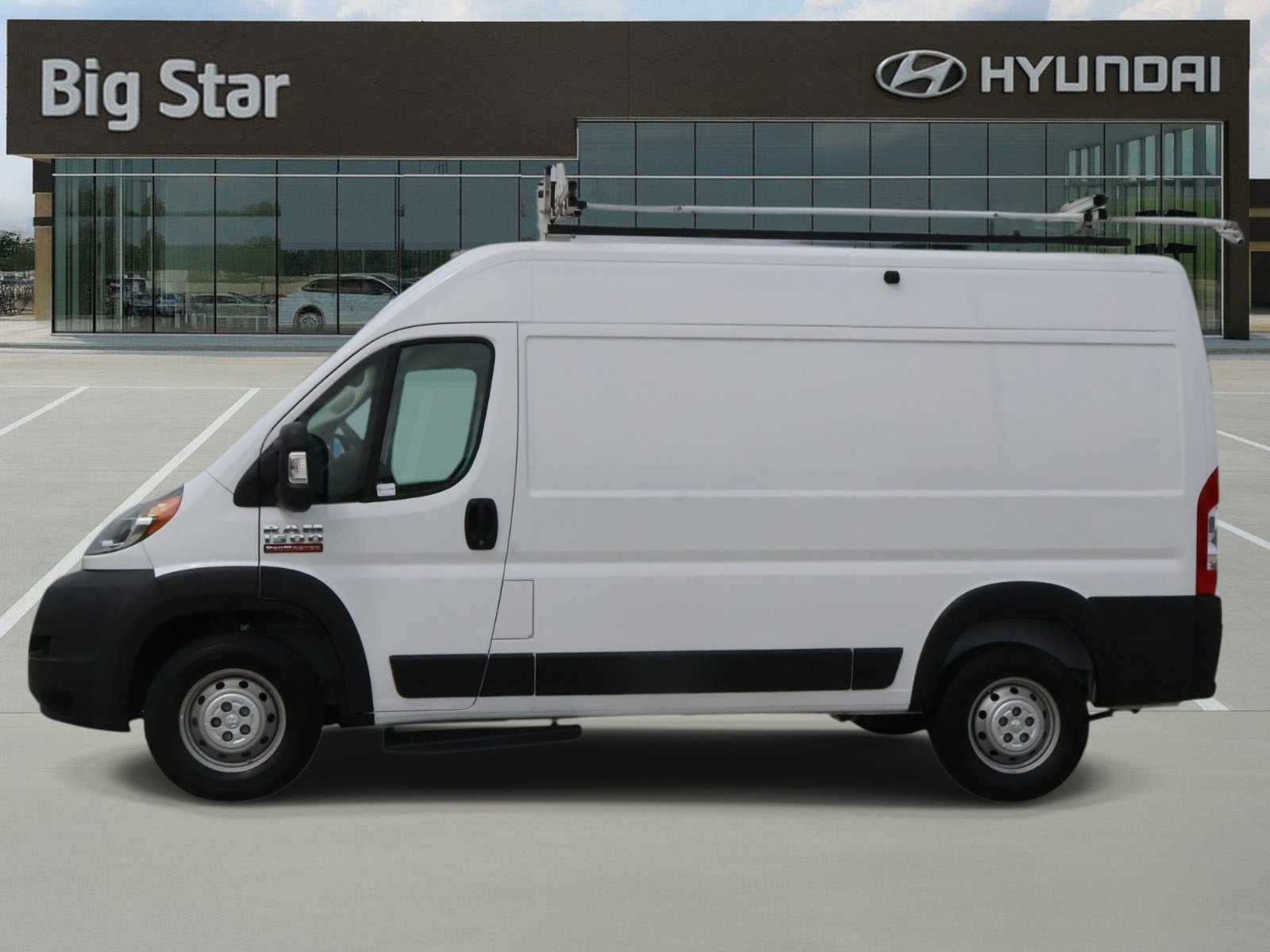 Used 2022 RAM ProMaster 1500 FWD image 2