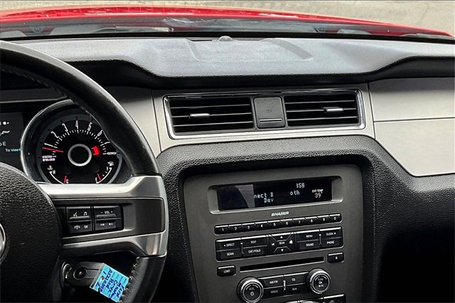 Used 2013 Ford Mustang Premium image 6