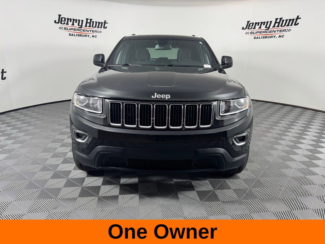 Used 2015 Jeep Grand Cherokee Laredo w/ Quick Order Package 23E image 3