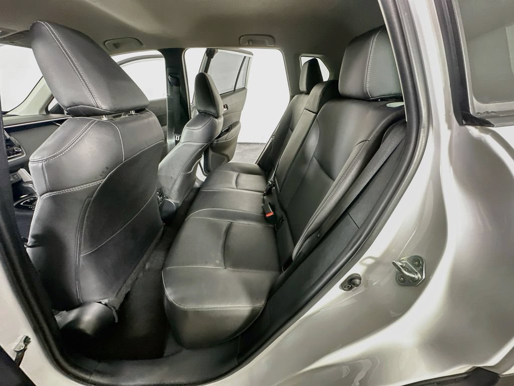 Used 2023 Toyota Corolla Cross XLE FWD image 16