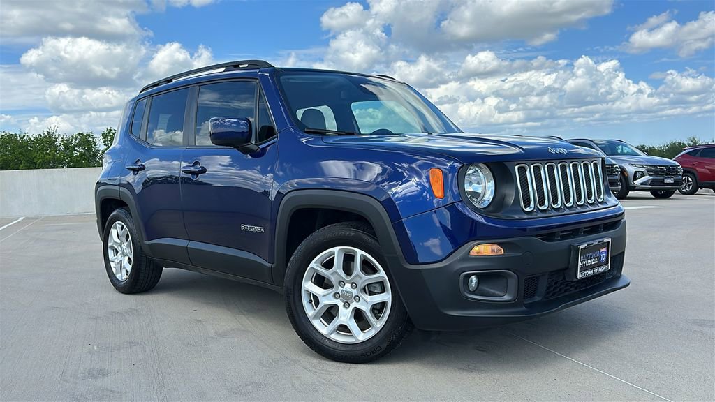 Used 2018 Jeep Renegade Latitude w/ Popular Equipment Group image 5