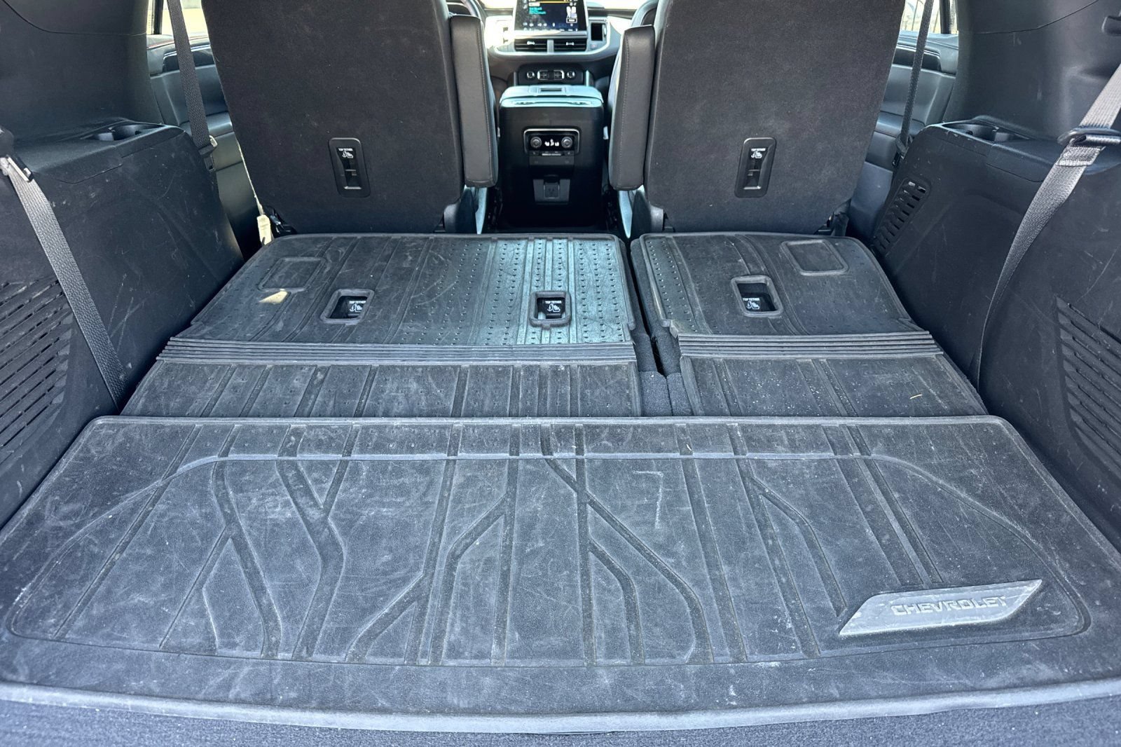 Used 2023 Chevrolet Tahoe RST w/ Luxury Package AWD/4WD image 17