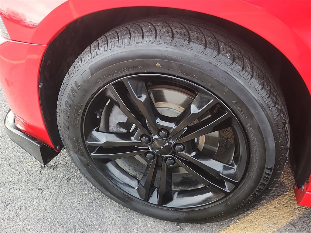 Used 2014 Dodge Charger R/T image 17