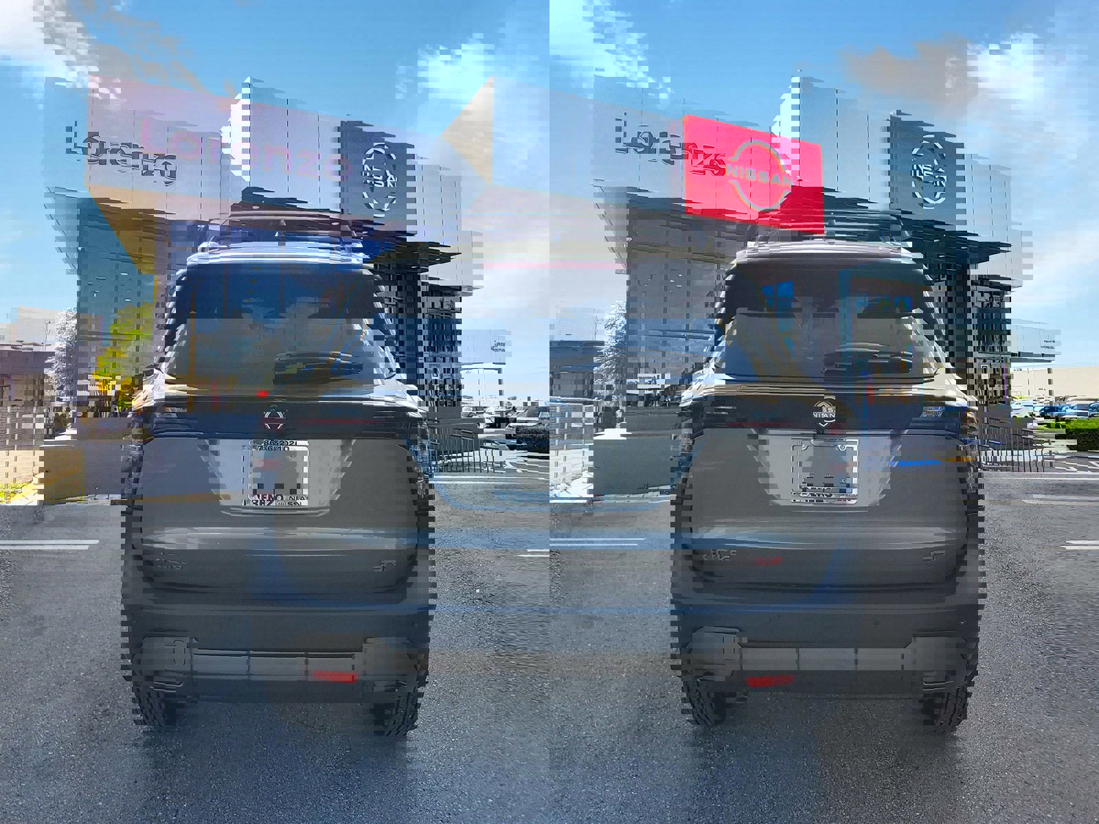 New 2026 Nissan Kicks SR image 5