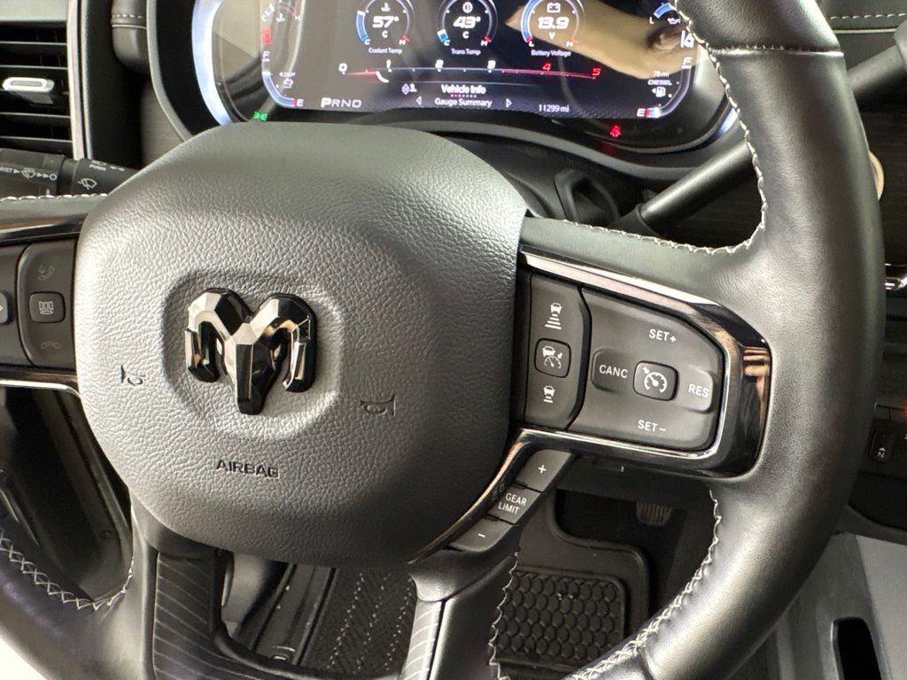 Used 2024 RAM 3500 Limited AWD/4WD image 34