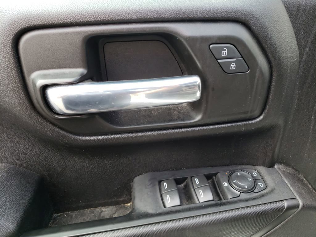 Used 2022 Chevrolet Silverado 1500 Custom image 11