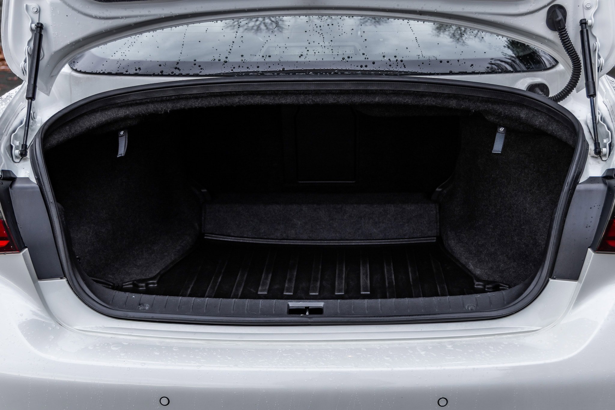 Used 2018 INFINITI Q50 Luxe w/ Sensory Package (Luxe) image 18