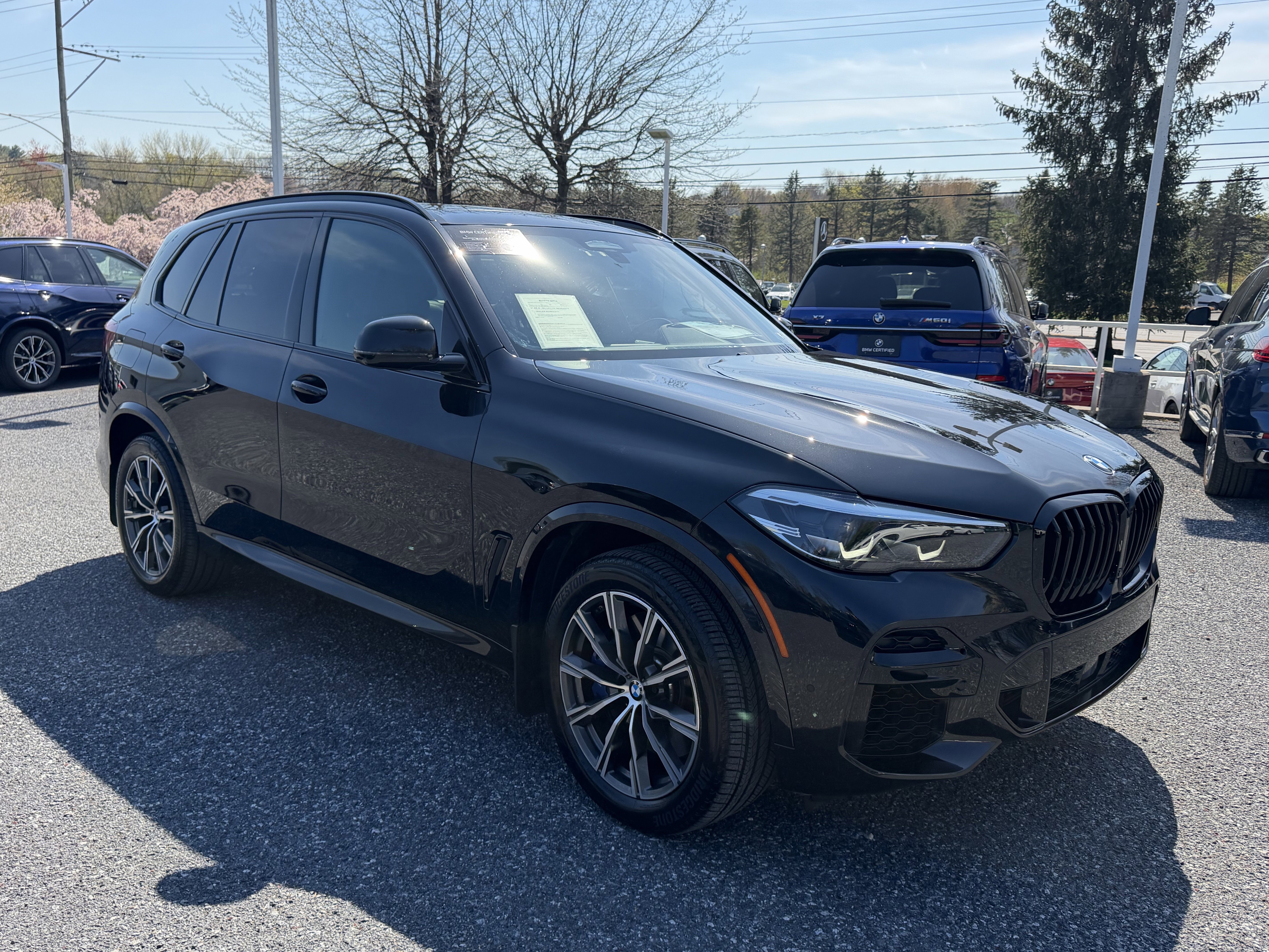 Certified 2022 BMW X5 M50i AWD/4WD image 3