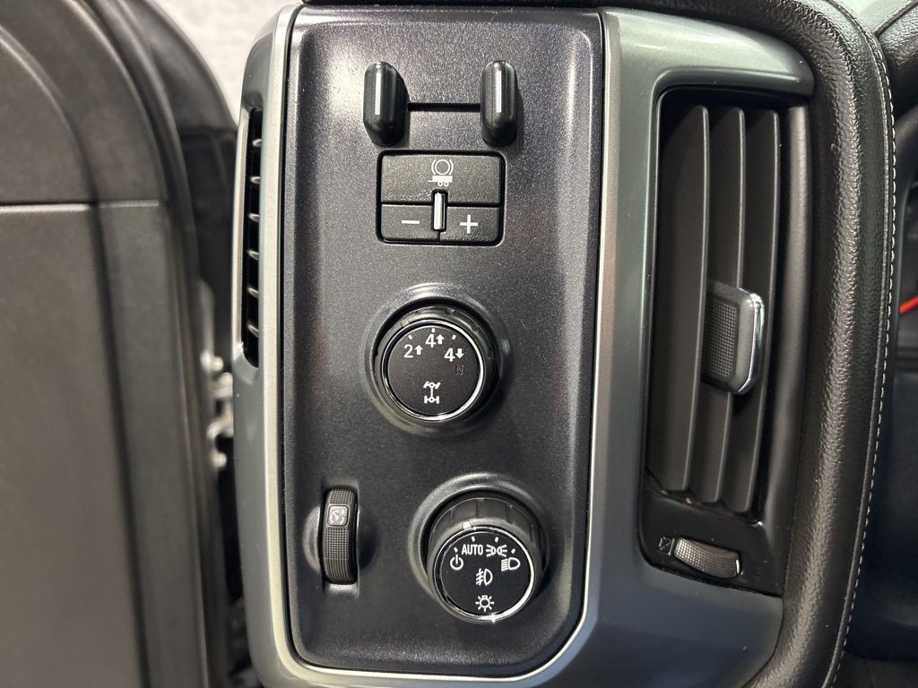 Used 2015 Chevrolet Silverado 2500 LTZ w/ Z71 Package, Off-Road image 27