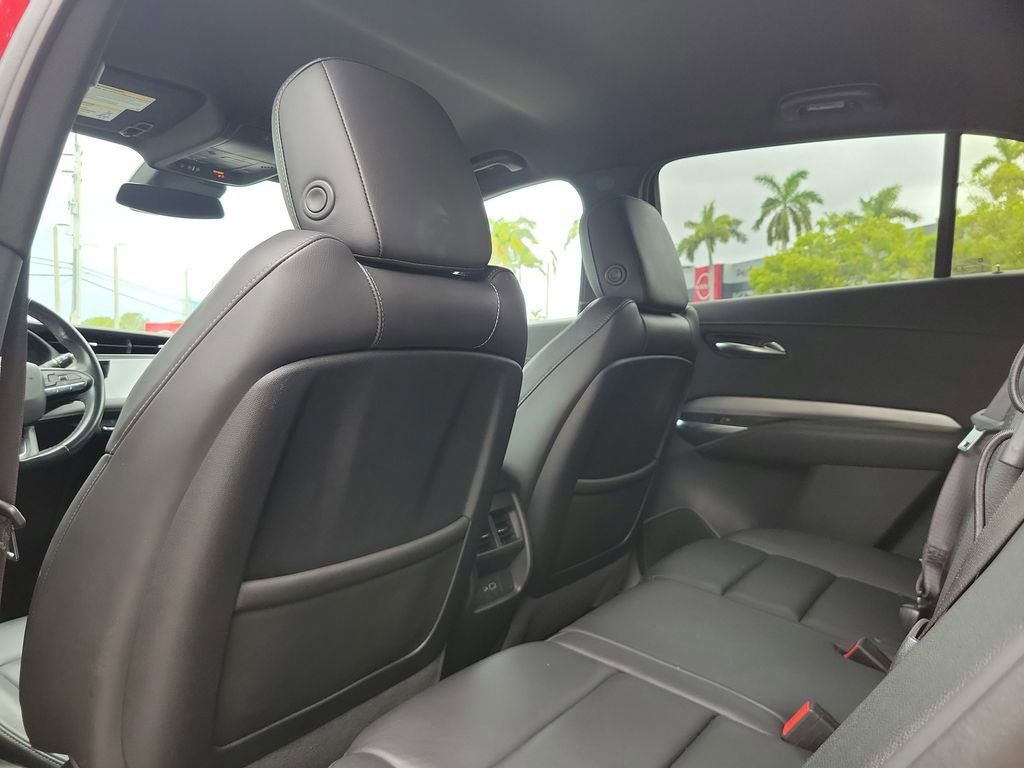 Used 2020 Cadillac XT4 Premium Luxury w/ Driver Awareness Package FWD image 16