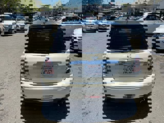 Used 2012 MINI Cooper Hardtop image 5