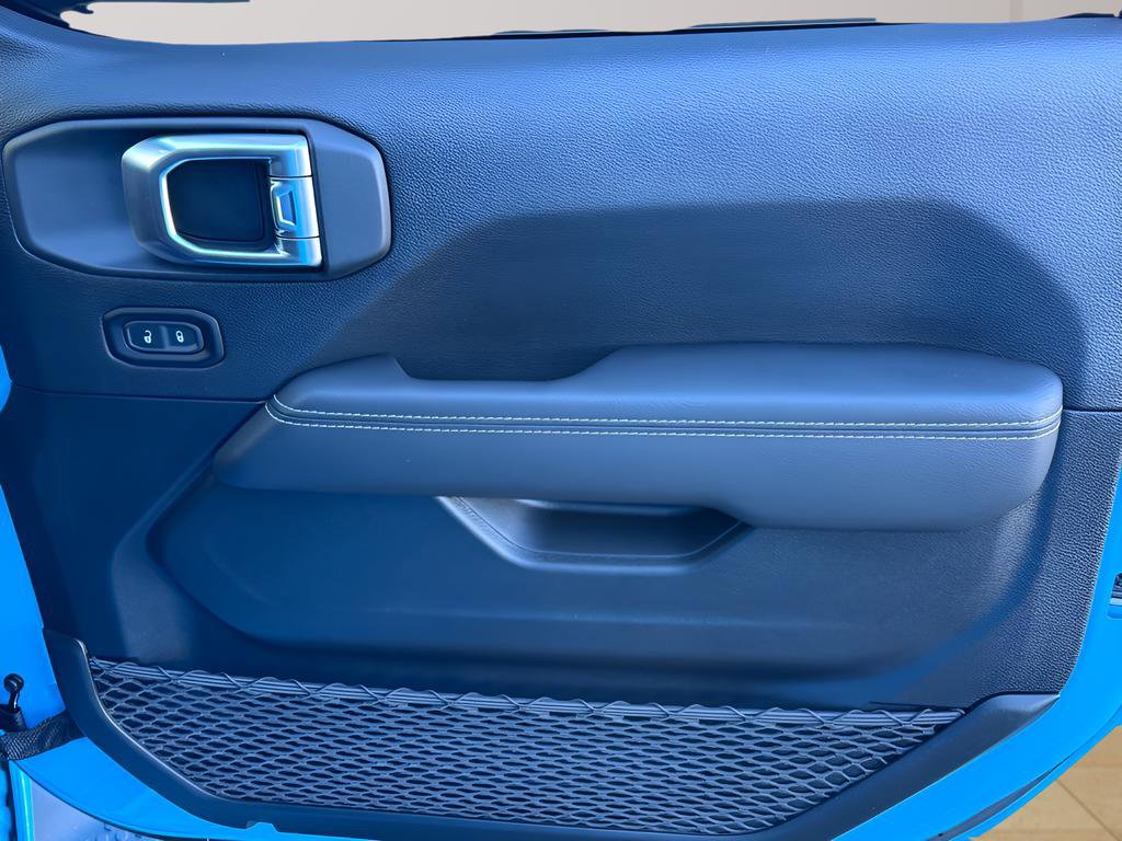 Used 2021 Jeep Wrangler Unlimited Sahara image 31