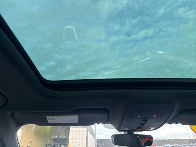 Used 2021 Audi Q3 2.0T Premium Plus w/ Premium Plus Package image 23